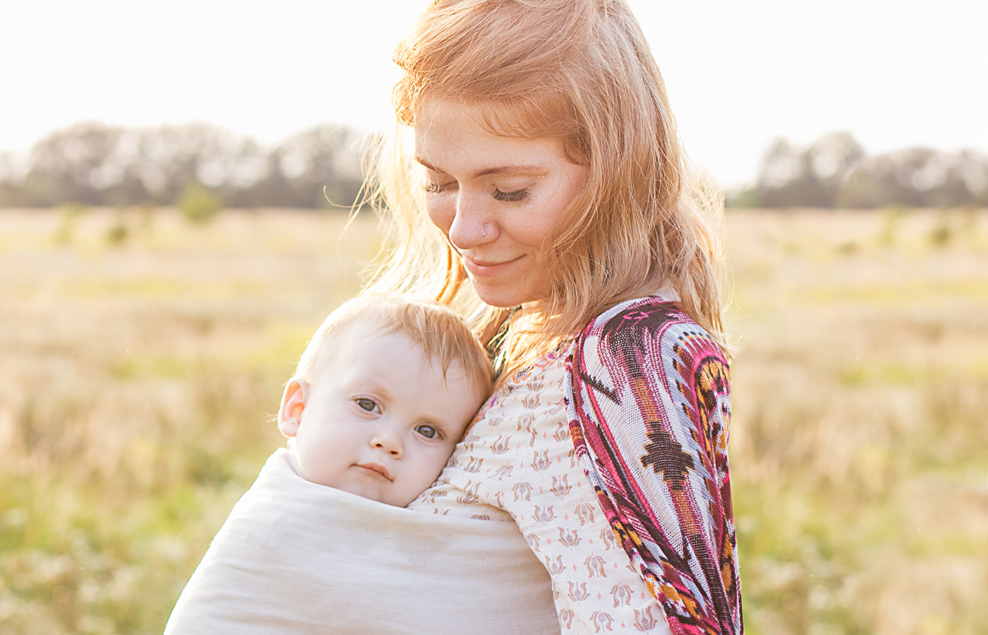 babywearing mom